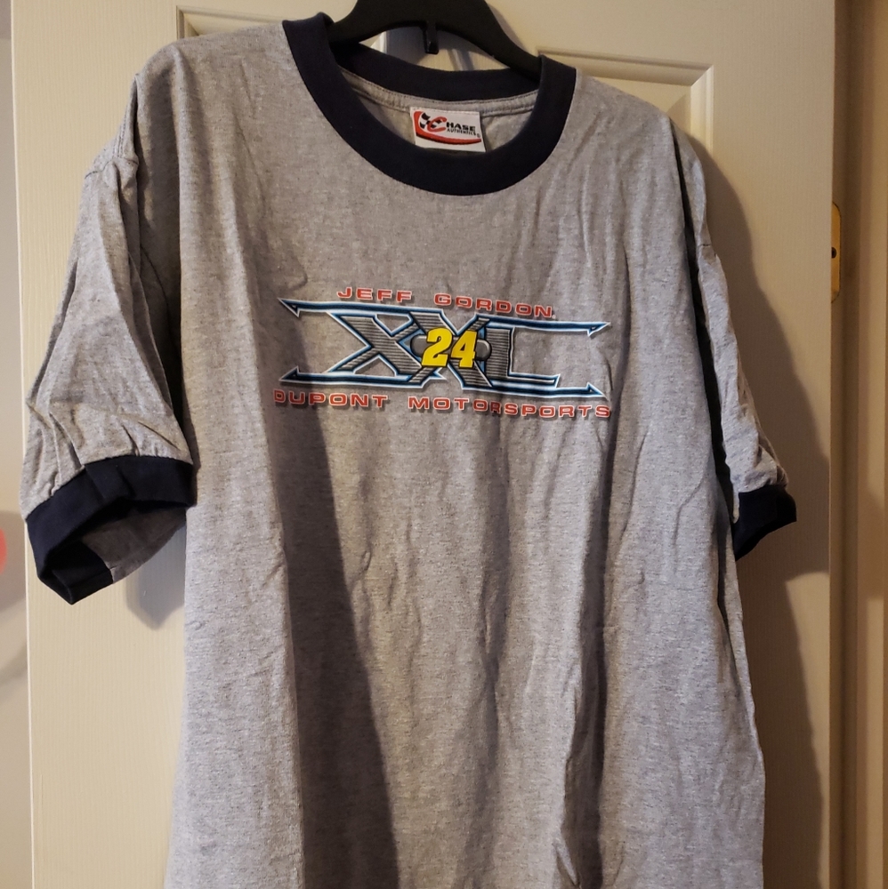 EUC Vintage Chase Authentics Jeff Gordon Dupont Motorsports T-shirt Size Large - Picture 1 of 7